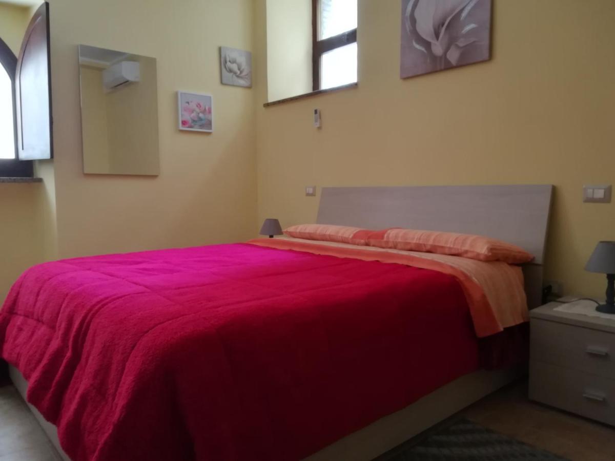 La Corta Di Spello Camere Luaran gambar