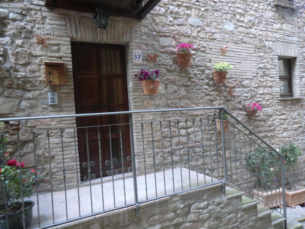 La Corta Di Spello Camere Luaran gambar