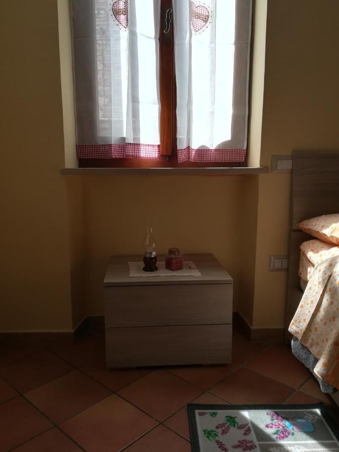La Corta Di Spello Camere Luaran gambar